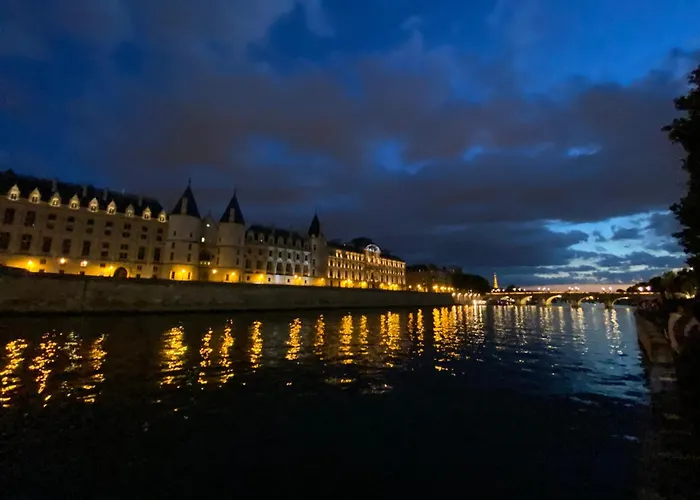 Au Cœur De Paris, à Deux Pas De Notre-dame